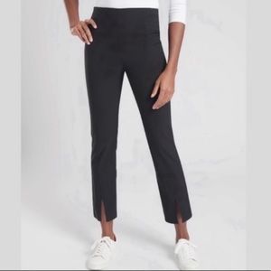 Athleta Wander Slim Straight, Stretch, Crop
Pant with front slit. Size 6